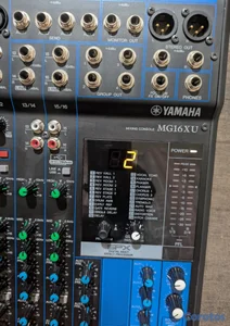 Consola Yamaha MG16XU 