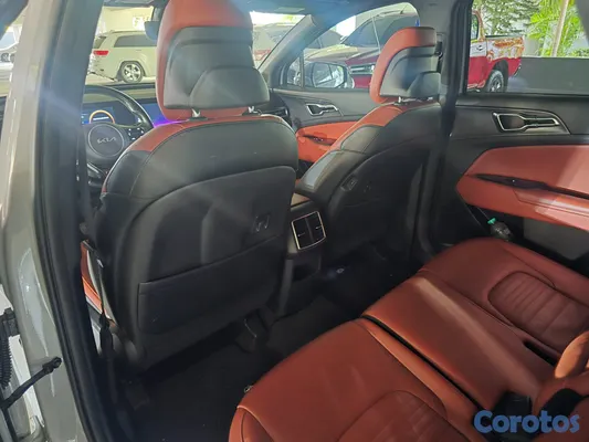 jeepetas y camionetas - Kia Sportage SX Prestige Americana 2023. 2