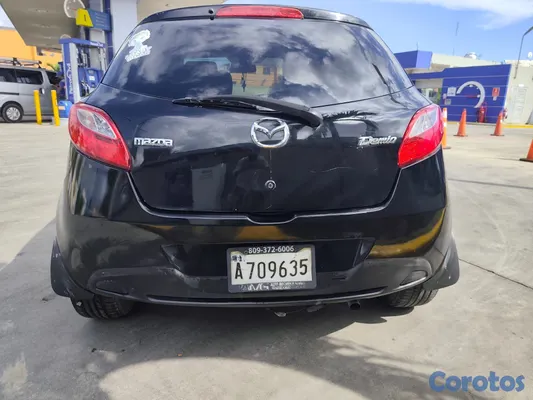 carros - Mazda Demio año 2010 Negociable RD 380,000.00 2