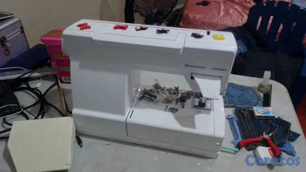 arte y antigüedades - Máquina de coser Husgvarna viking Emma  5