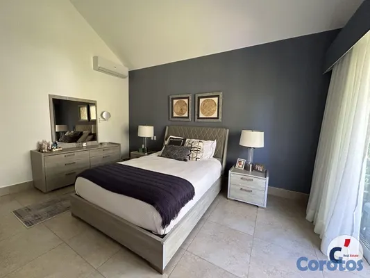 casas - Acogedora y Amplia Villa en Alquiler a Largo Plazo 4