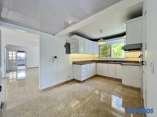 casas - Casa de 4 habitaciones 3 baños en alquiler en Viej 17