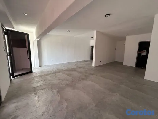 oficinas y locales comerciales - Local comercial de 70mt en alquiler en Mira Flores 8
