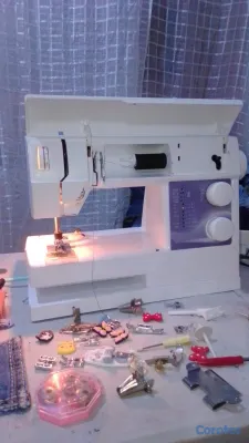 arte y antigüedades - Máquina de coser Husgvarna viking Emma  4