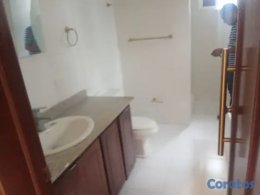 apartamentos - APARTAMENTO EN VENTA Y ALQUILER – BELLA VISTA SUR. 6