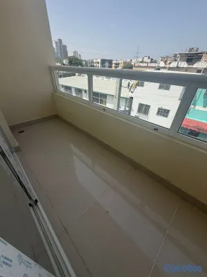 apartamentos - vendo avenida independencia Miramar piso 4 oportunidad tres habitaciones dos bañ 7