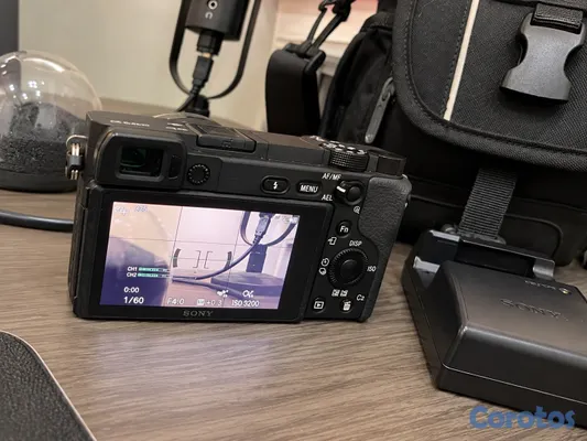 camaras y audio - Sony A6400 4K + Lente 16-50mm + Bolso Lowepro + Cargador 4