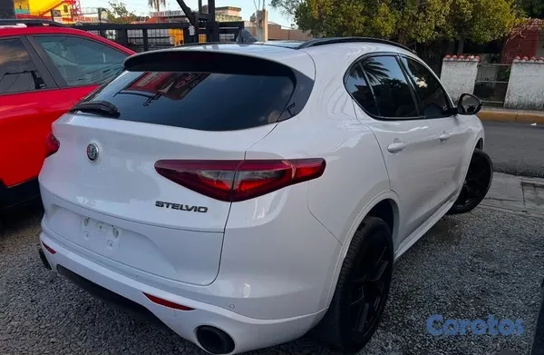 jeepetas y camionetas - Alfa Romeo stelvio 2020 neg 7