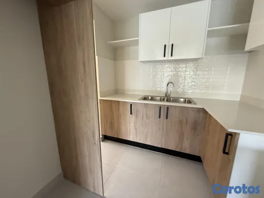 apartamentos - 🔑 Alquila en Green Park | 3 Hab. | 2 Parqueos | 5t 6