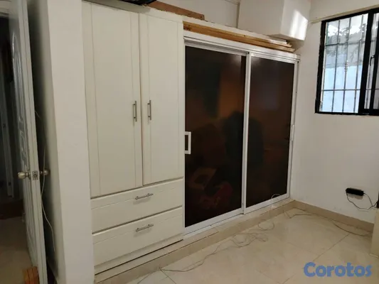 casas - CASA RENTA EN SANTO DOMINGO ESTE RES. LUZ MARIA 5