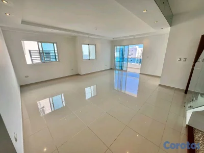Alquilo Penthouse en Evaristo Morales ju