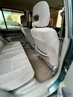 jeepetas y camionetas - vendo honda  Crv año98 excelentes  condiciones negociable  14