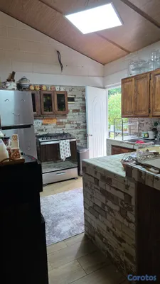 casas vacacionales y villas - Hermosa casa en Jarabacoa,rodeada de arboles a 5 minutos del centro del pueblo
 8