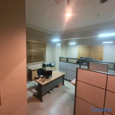 oficinas y locales comerciales - En Alquiler Oficina Ejecutiva Amueblada de Alta Gama en Torre Empr. Commercial  4