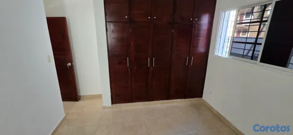 apartamentos - 1er piso en reparto peralta frente a las praderas santiago  4