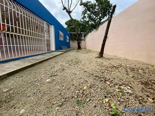 casas - Casa de 3 habitaciones en venta en Las Caobas 8