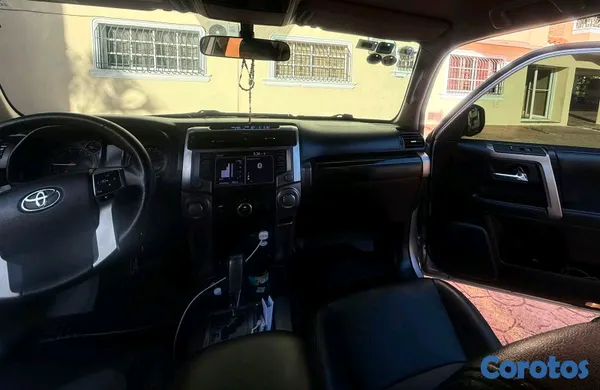 jeepetas y camionetas - Toyota 4runner sr5 2020 7