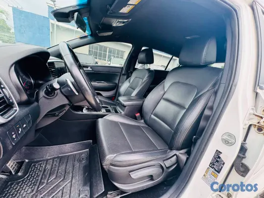 jeepetas y camionetas - KIA SPORTAGE S 2020 | PIEL |CLEAN CARFX| 84,000 MI 6