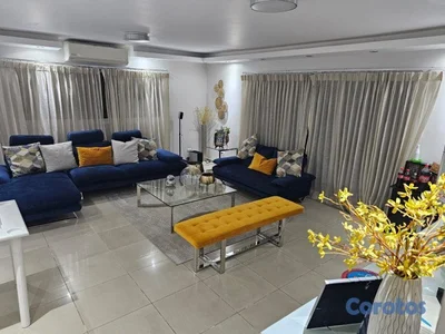 Penthouse en Primer Piso con Patio Privado – 282 m