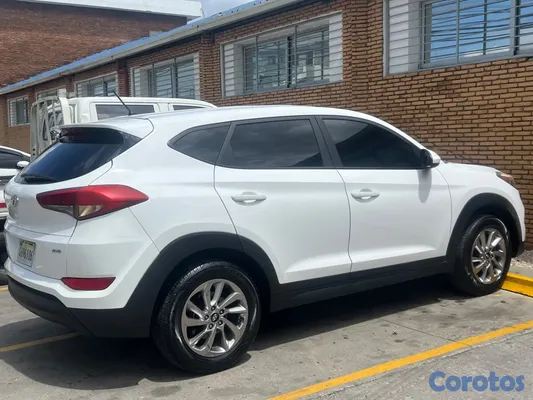 jeepetas y camionetas - Hyundai Tucson 2018 GDI 5