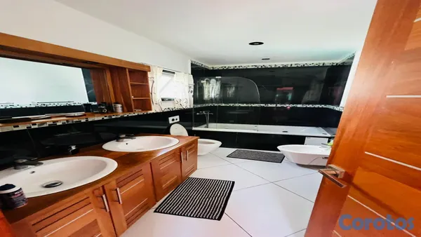 casas vacacionales y villas - Espaciosa Villa disponible para alquiler a largo plazo. 6