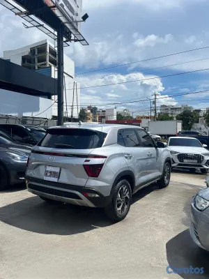 jeepetas y camionetas - Hyundai Cantus Semi FULL 2022 7