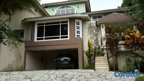 casas - ALQUILO CASA EN ALTOS DE ARROYO HONDO 2DO CON PANELES SOLARES  2