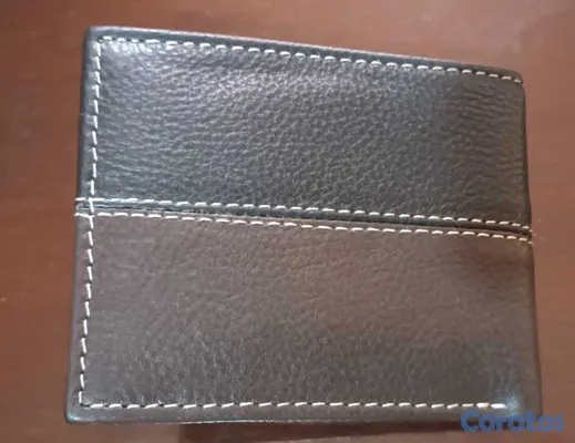 carteras y maletas - Billetera Rivet & Burr en RD$700 nueva 2