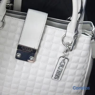carteras y maletas - Cartera Guess elegante color crema  2