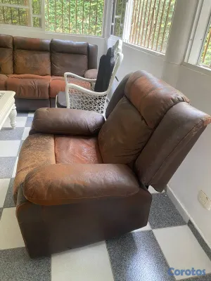 muebles y colchones - SE VENDEN 2 MUEBLES RECLINABLES 8