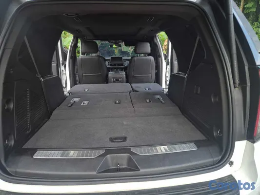 jeepetas y camionetas - CHEVROLET TAHOE RST 2021 SOLO 35,226 MILLAS 7