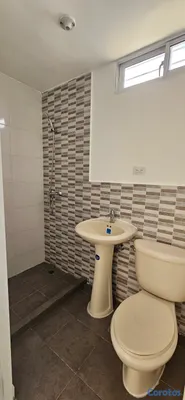 casas - Vendo cómodo casa duplex con patio de dos niveles en Colinas del viento 15