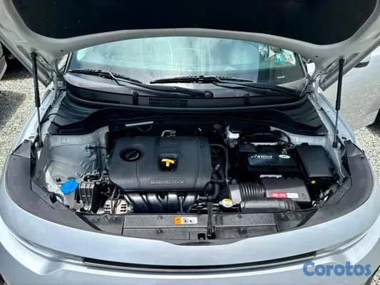 jeepetas y camionetas - Kia Soul S 2021 Clean Carfax Recien Importado 8