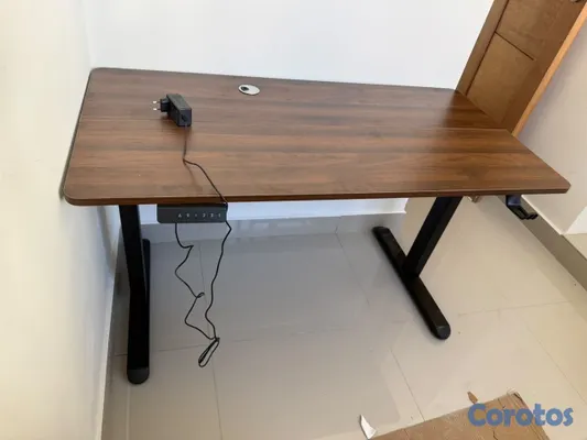 articulos de oficina - Escritorio Eléctrico ajustable 140x 60 en centimetro nuevo sellado en caja 4