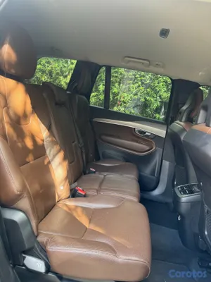 jeepetas y camionetas - Volvo XC90 Momentum D5 2020 12