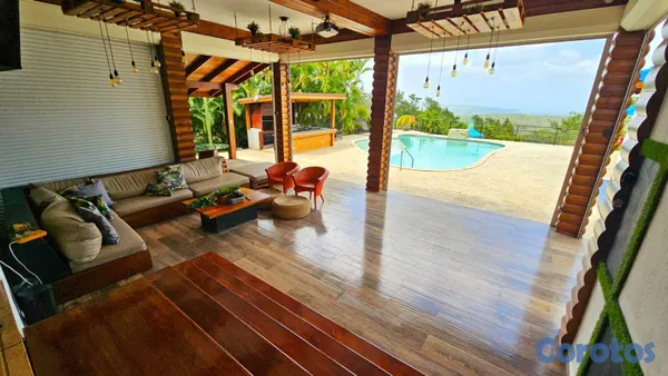 casas vacacionales y villas - Villa en Jarabacoa en Venta Amueblada con Amplio P 6