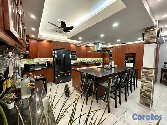 casas - Hermosa y acogedora casa en residencial cerrado en 7