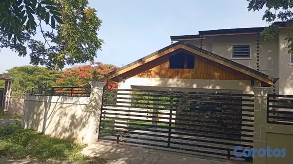 casas - 🏡✨ CASA DE LUJO EN VENTA EN JARABACOA ✨🏡  ¿Buscas  5