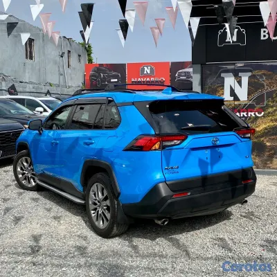jeepetas y camionetas - TOYOTA RAV4 XLE PREMIUM 2020 14