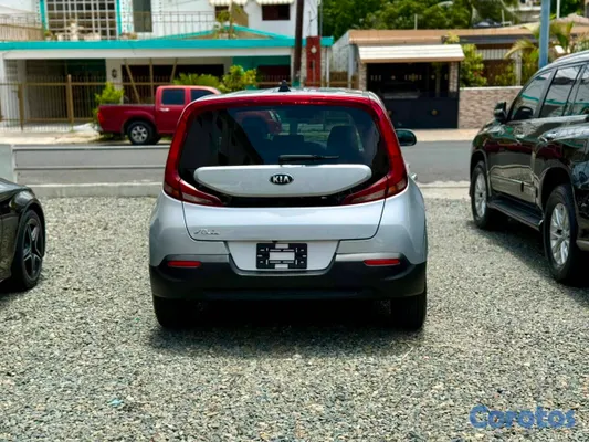 jeepetas y camionetas - Kia Soul S 2021 Clean Carfax Recien Importado 6