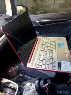 computadoras y laptops - Loptop HP Procesador Intel Pentium Gold  6