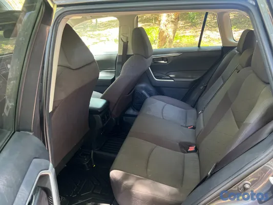 jeepetas y camionetas - TOYOTA RAV4 XLE 2022 3