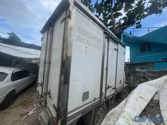 camiones y vehiculos pesados - VENDO FURGÓN DE CARGA SECA PARA CAMIÓN DAIHATSU  3
