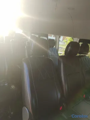 otros vehiculos - Toyota Hiace  8