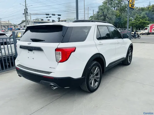 jeepetas y camionetas - FORD EXPLORER XLT 4x4 2021 ✅Clean Carfax/ 106,000 Millas / Panorámica  4