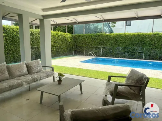 casas - Villa en renta en Punta Cana Village, amueblada de 11