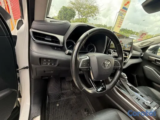 jeepetas y camionetas - Toyota higlander platinum 2021 5