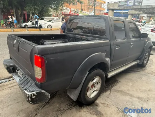 jeepetas y camionetas - Nissan frontier 2005 2