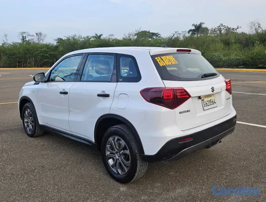 jeepetas y camionetas - Suzuki Vitara GL  2023 4