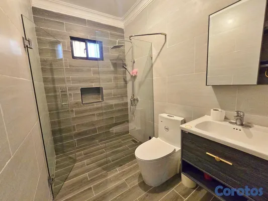 casas - Casa en Alquiler en San Isidro  8